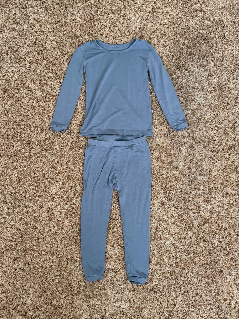 Kyte Baby Pajama Set in Slate Size 2T